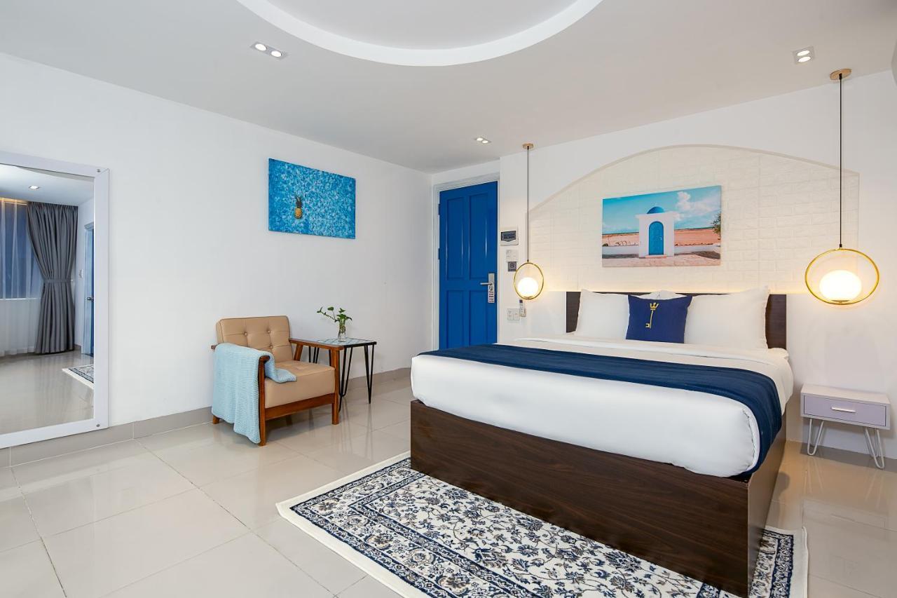 Chill Box Premier- Beach Hotel Da Nang Bagian luar foto