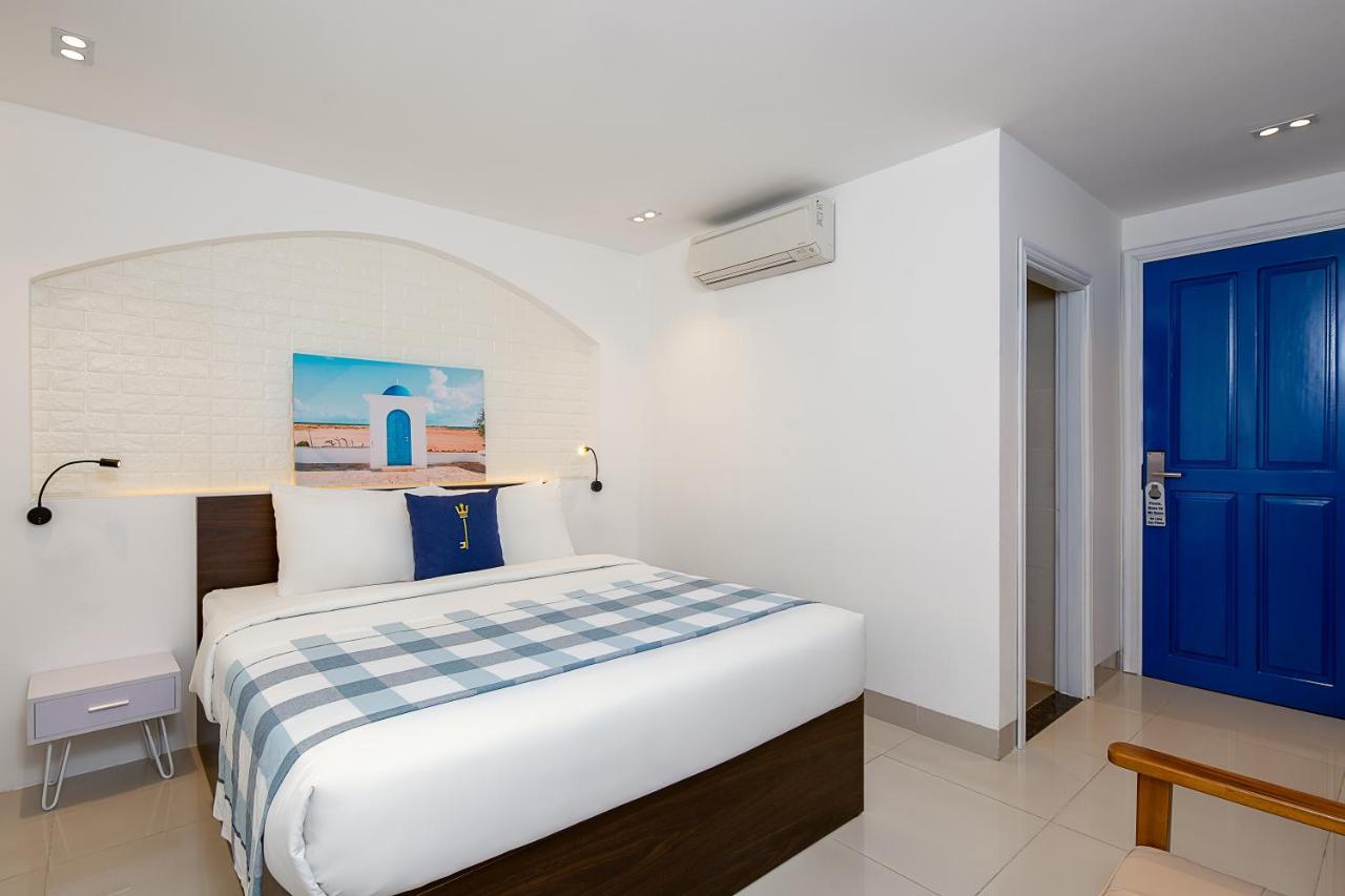 Chill Box Premier- Beach Hotel Da Nang Bagian luar foto