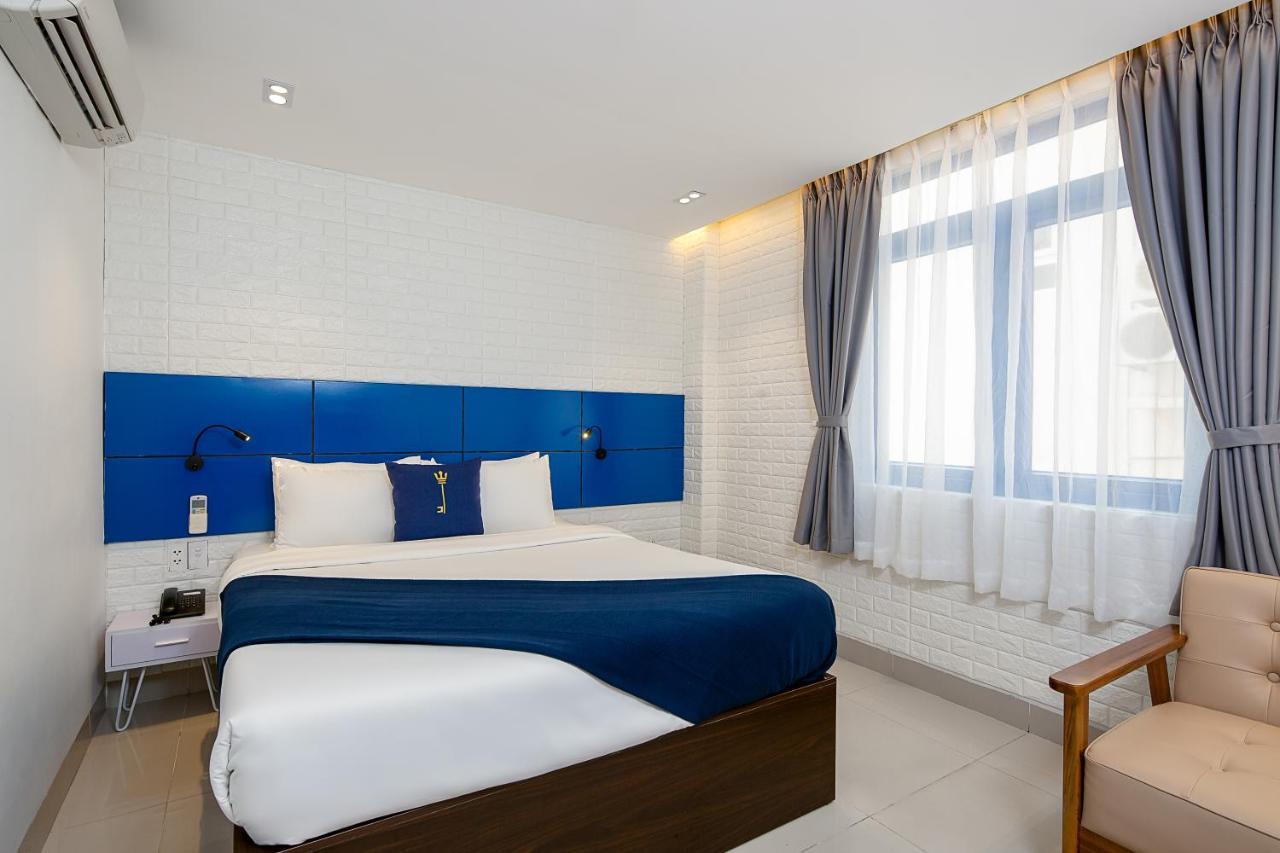 Chill Box Premier- Beach Hotel Da Nang Bagian luar foto
